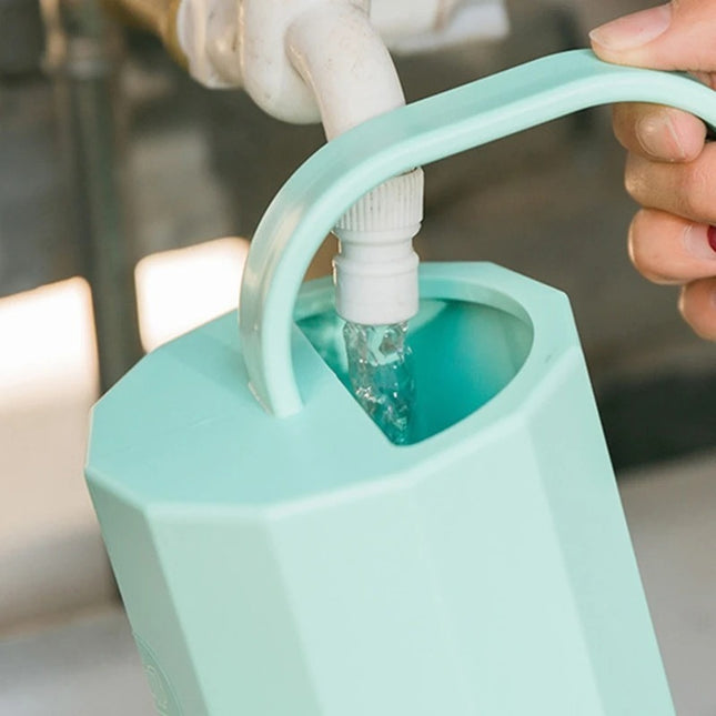 Plant Watering Can - 𝓢𝓱𝓸𝓹𝓵𝓮𝓬𝔂