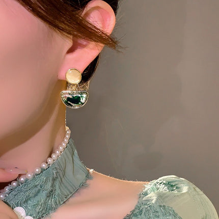 Artistic Retro Irregular Ink Painting Mosquito Coil Ear Clip Without Pierced Ears - 𝓢𝓱𝓸𝓹𝓵𝓮𝓬𝔂