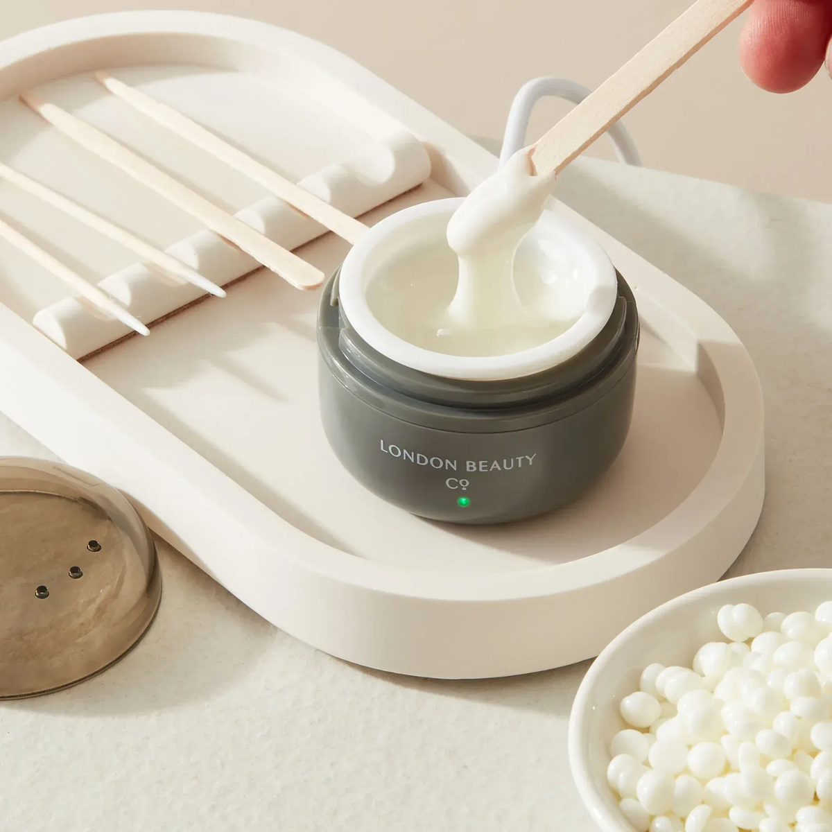Mini Professional Wax Heater – USB Powered for Home & Mobile Use