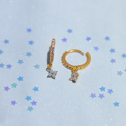 Small And Beautiful Flower Earrings Micro-inlaid Ear Clip - 𝓢𝓱𝓸𝓹𝓵𝓮𝓬𝔂