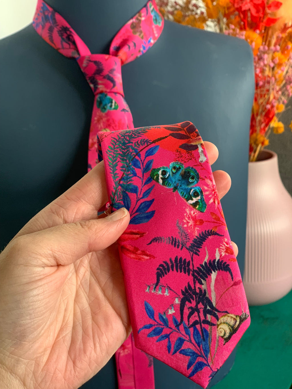 Fuchsia Pink Silk Tie and pocket square set in 'Nectar' butterfly print