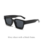 Black Frame Gray Piece