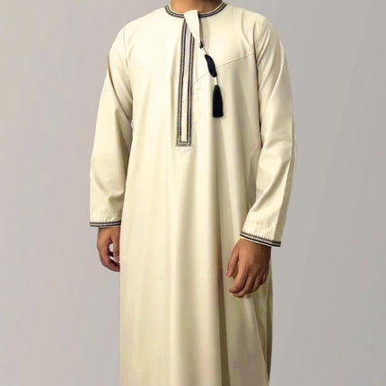 Solid Color Round Neck Embroidered Thick Tassel Oman Gowns Saudi Arabia Men - 𝓢𝓱𝓸𝓹𝓵𝓮𝓬𝔂