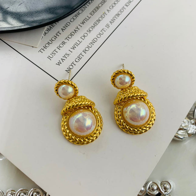 Colorful Highlighter Shell Beads Bronze Earrings Vintage - 𝓢𝓱𝓸𝓹𝓵𝓮𝓬𝔂
